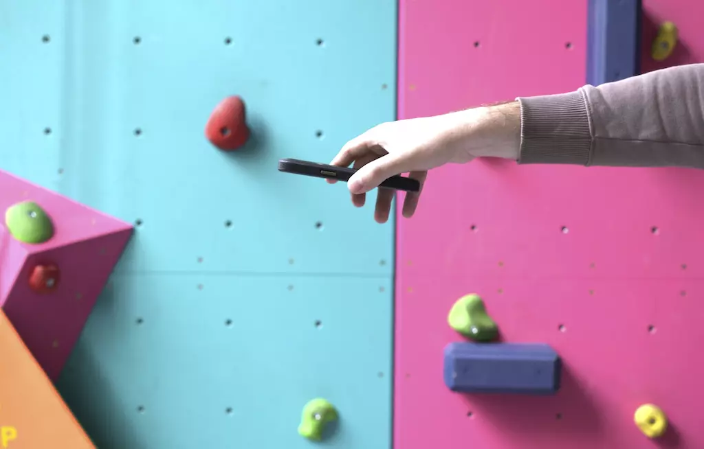 iphone-13-pro-drop-test